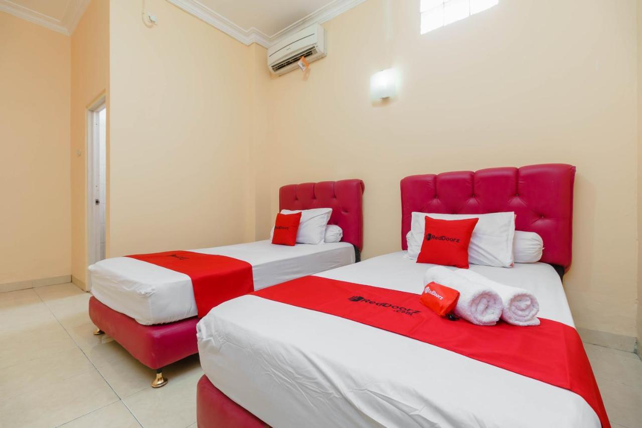 Reddoorz Syariah Near Palembang Square Mall 3 Экстерьер фото